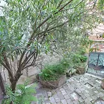 Affittacamere De L'osmarin Suites