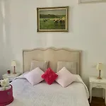 De L'osmarin Suites