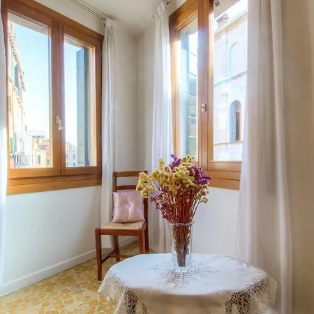 De L'osmarin Suites 3* Венеция