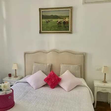 De L'osmarin Suites