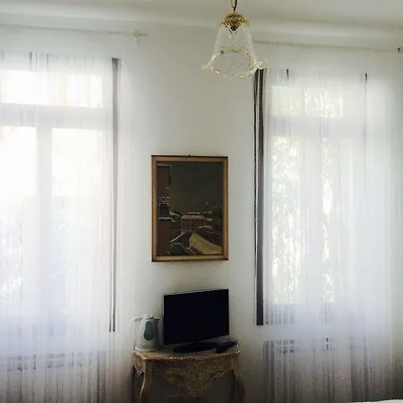 De L'osmarin Suites 3*