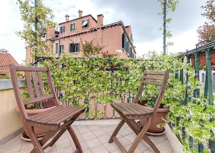 De L'osmarin Suites Penzion Benátky