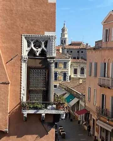 De L'osmarin Suites 3*