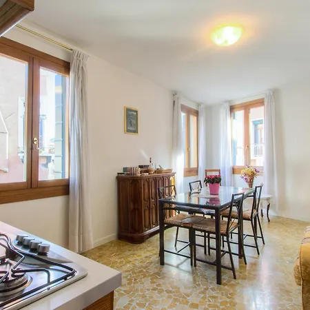 De L'osmarin Suites 3*