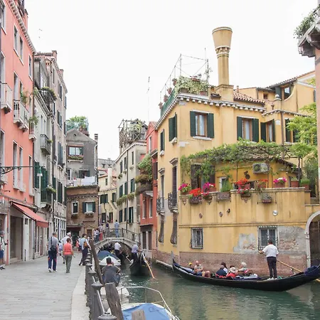 De L'osmarin Suites Venice