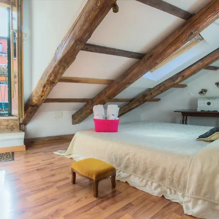 De L'osmarin Suites