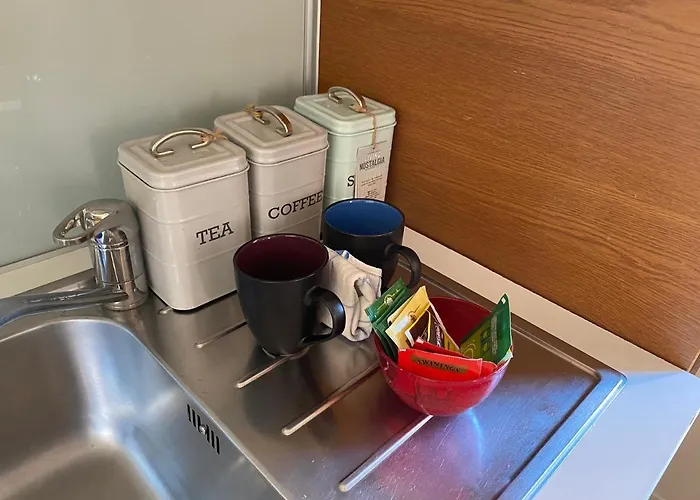 De L'osmarin Suites 게스트하우스