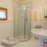 De L'osmarin Suites