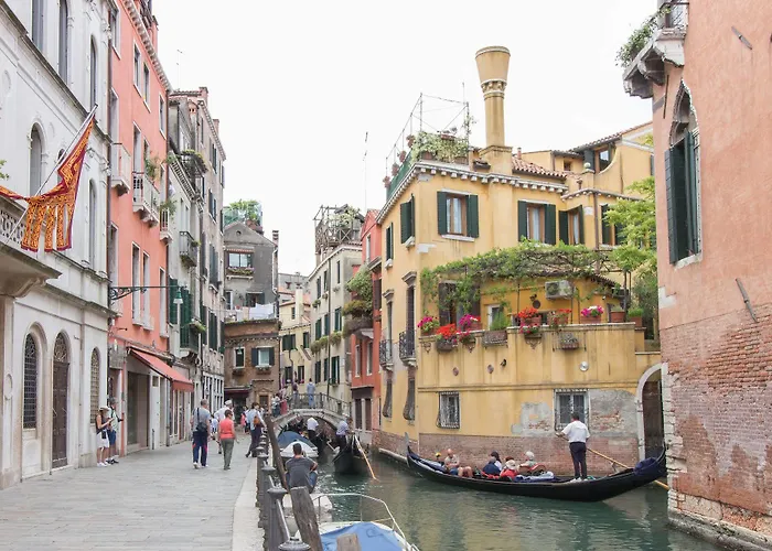 De L'osmarin Suites Venecia