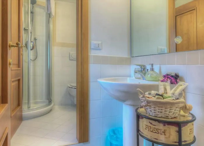 De L'osmarin Suites Pensión