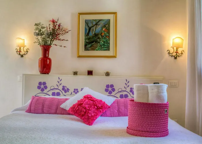 De L'osmarin Suites 3*