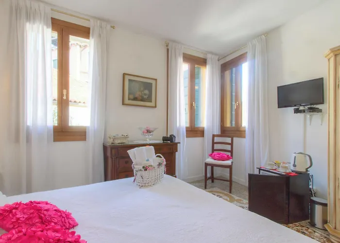 De L'osmarin Suites 3* Venecia