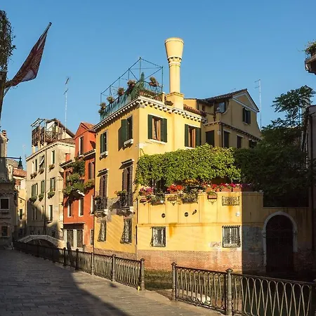 De L'osmarin Suites Pensión Venecia