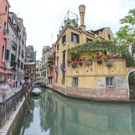 De L'osmarin Suites 3* Venecia